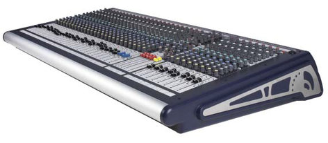 Soundcraft GB2-32 32-Channel Analog Mixer With 6 Aux Sends