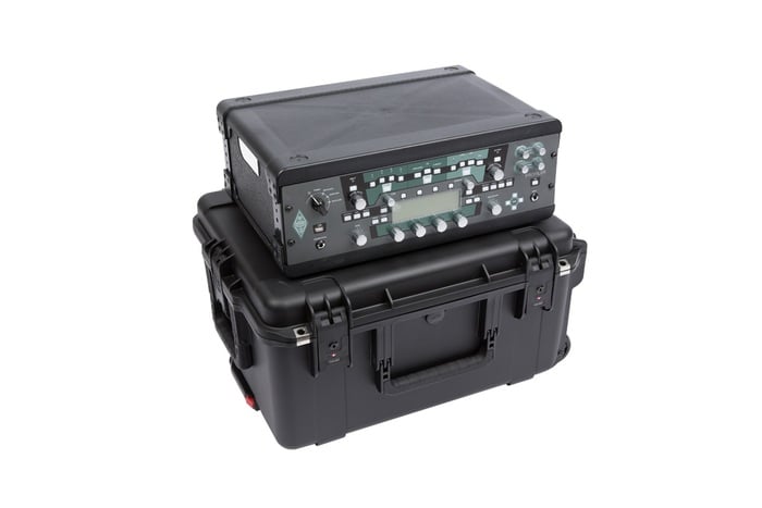 SKB 3I-2217M103U 3RU Removable Cage Molded Shockmount Rack Case With Wheels