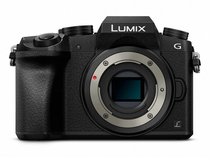 Panasonic DMC-G7WK LUMIX G7 4K Mirrorless Camera With LUMIX G Vario 14-42mm And 45-150mm Lenses