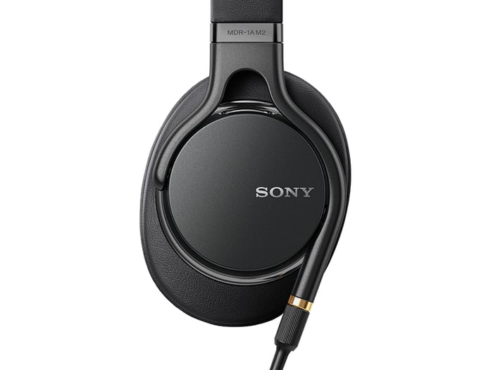 Sony MDR-1AM2 Sony MDR-1AM2 Circumaural Headphones