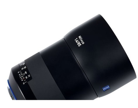 Zeiss Milvus 85mm f/1.4 ZE Portrait-Length Prime Camera Lens