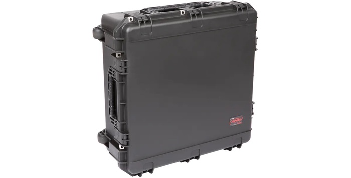 SKB 3i-2828-12BE 28"x28"x12" Waterproof Cases With Empty Interior And Wheels