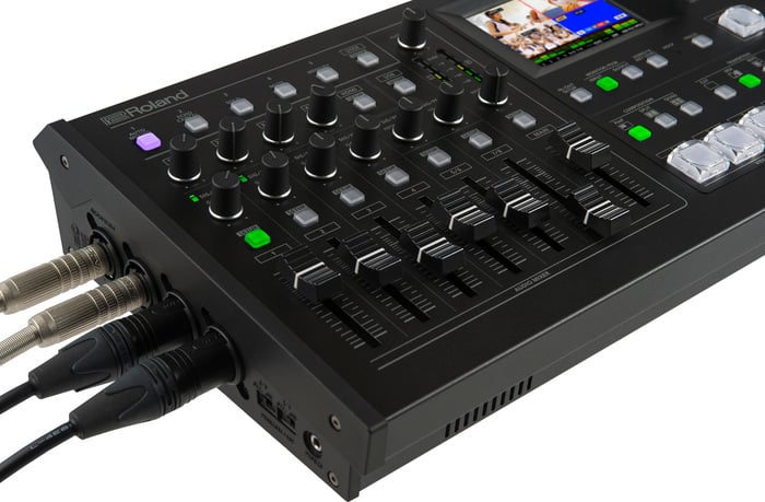 Roland Professional A/V VR-4HD [Restock Item] All-In-One HD AV Mixer