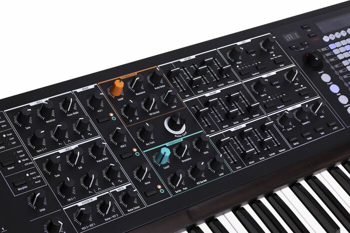 Arturia PolyBrute Noir Edition 61-Key Polyphonic Analog Synth, Special Edition Black