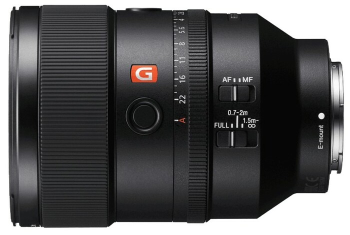 Sony SEL135F18GM FE 135mm F/1.8 GM Lens