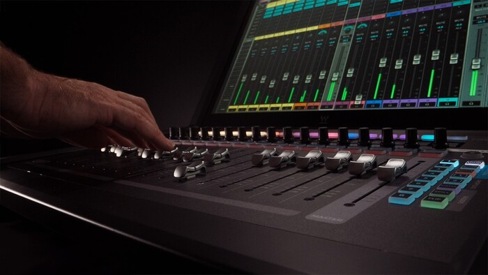 Waves eMotion LV1 Classic 64-channel Compact Digital Mixer W/ 21.5" Touchscreen, 17 Faders