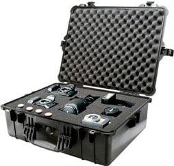 Pelican Cases 1600NF Protector Case 24.5"x16.5"x8" Protector Case, Empty Interior, Black