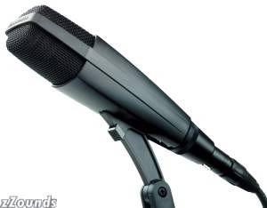 Sennheiser MD421 microphone