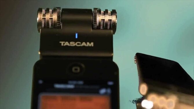 Tascam iM2 Stereo Condenser Microphone for iOS